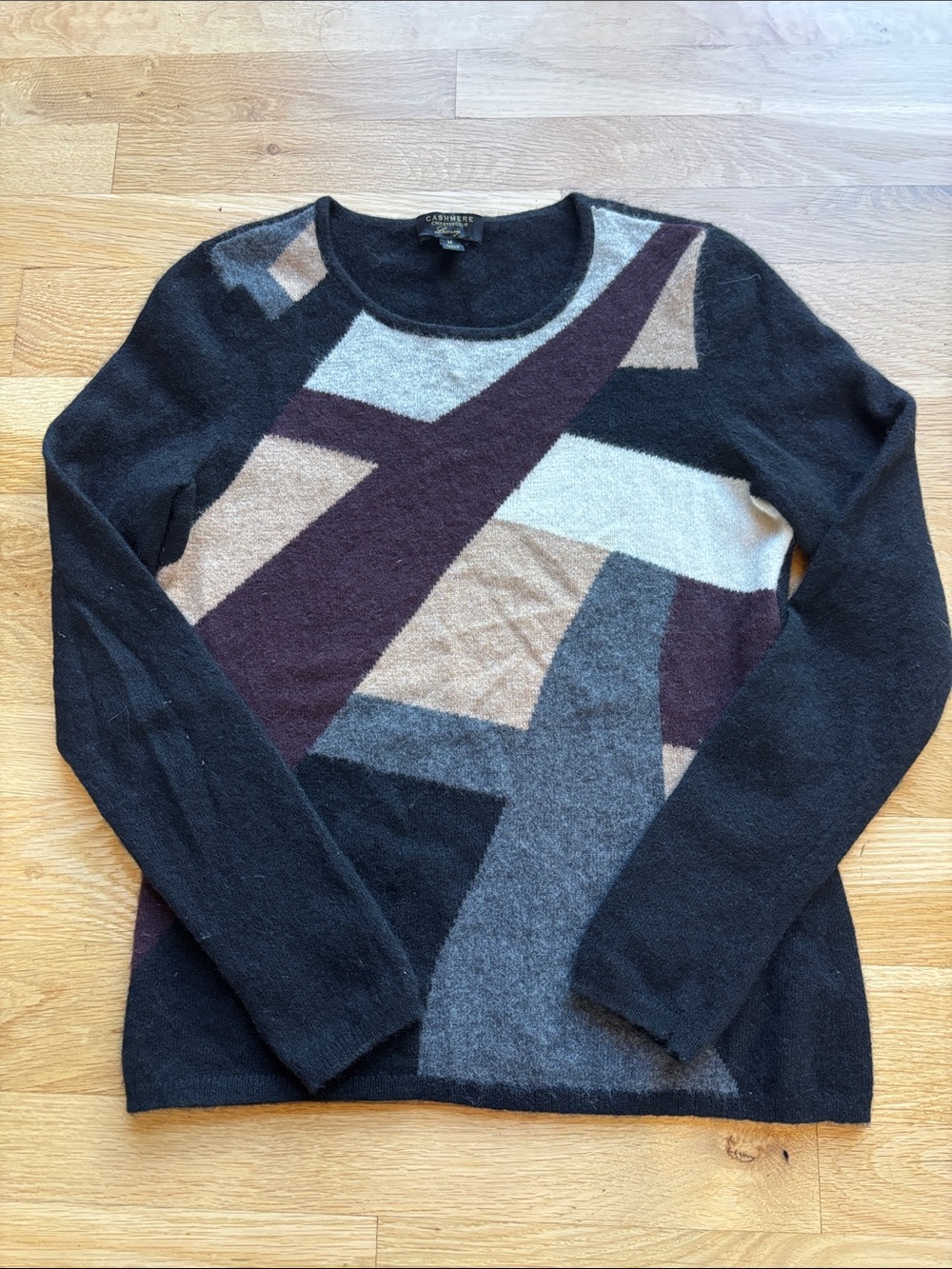 Charter Club Luxury 100% Cashmere Sweater Crew Women’s Medium Black Geo Print